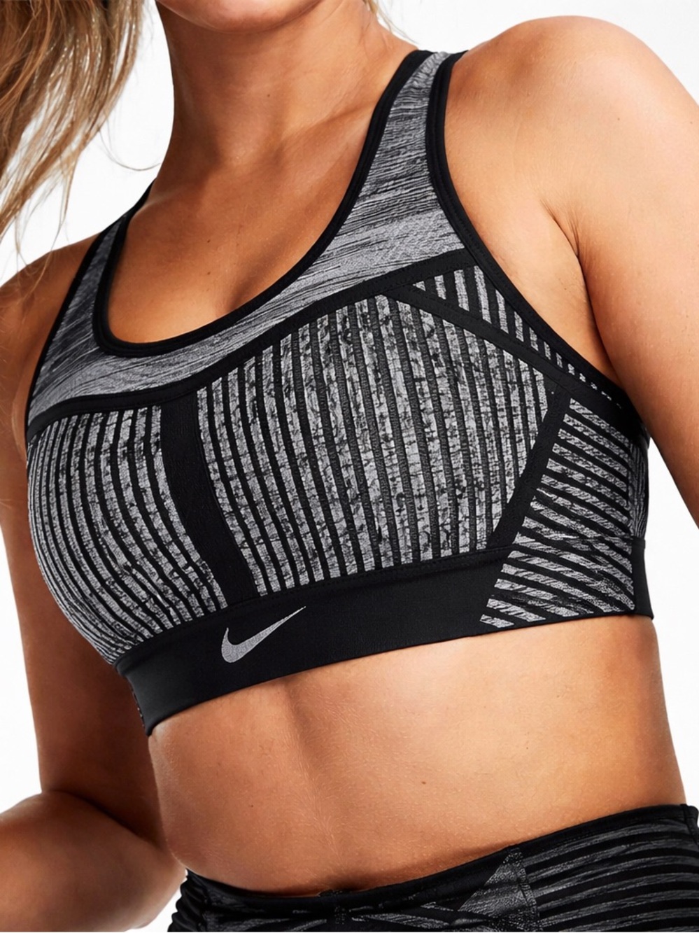 Nike FE NOM Flyknit Sports Bra| size Large | Black Gray High Support Racerback